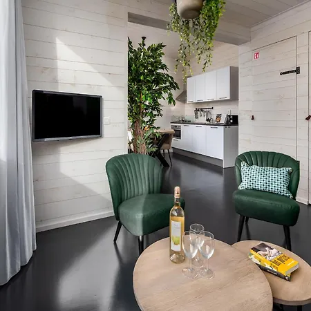 Modern With Two Bathrooms Within Surroundings *